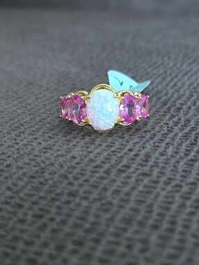 Lab🧪 Created White Fire🔥 Opal and Pink💕 Sapphires Ring💍 - NWT